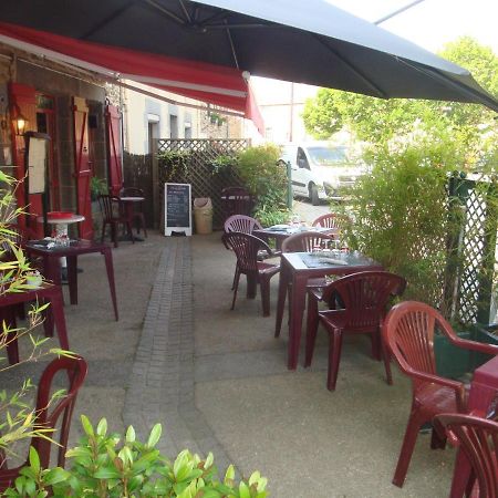 Auberge Du Chateau Chateauneuf-d'Ille-et-Vilaine ภายนอก รูปภาพ