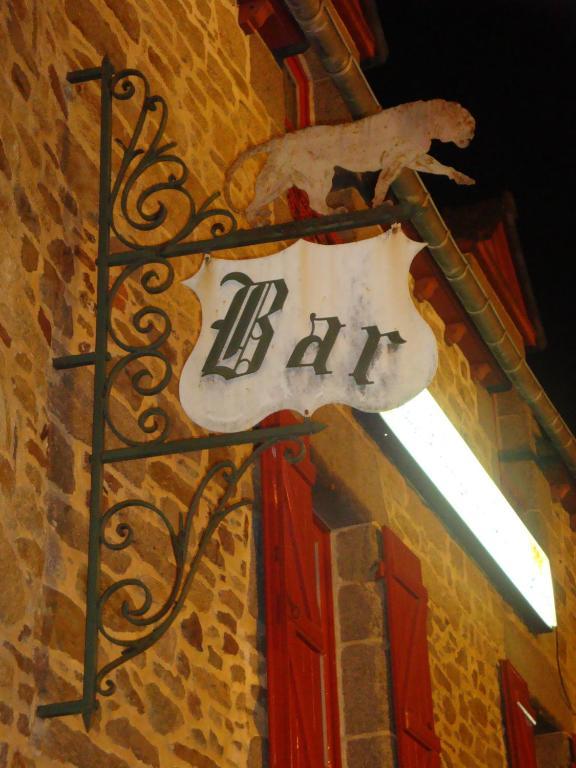 Auberge Du Chateau Chateauneuf-d'Ille-et-Vilaine ภายนอก รูปภาพ